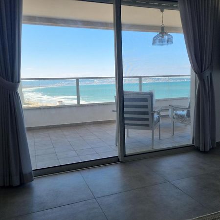 Beachfront Gallery Акко Экстерьер фото
