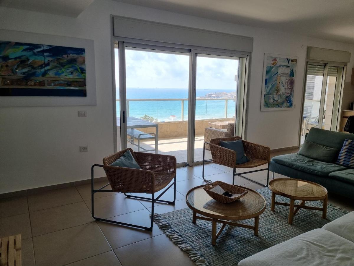 Beachfront Gallery Акко Экстерьер фото