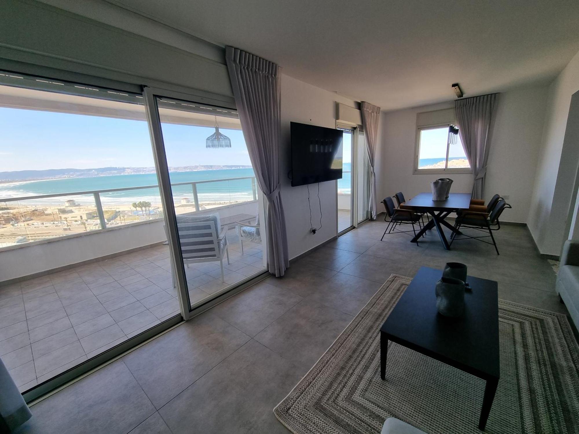 Beachfront Gallery Акко Экстерьер фото